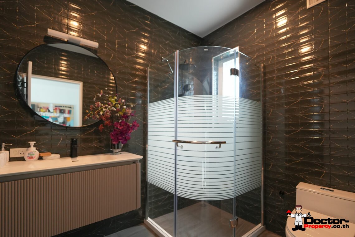 3 Bedroom Pool Villa in Plai Laem, Koh Samui – For Sale